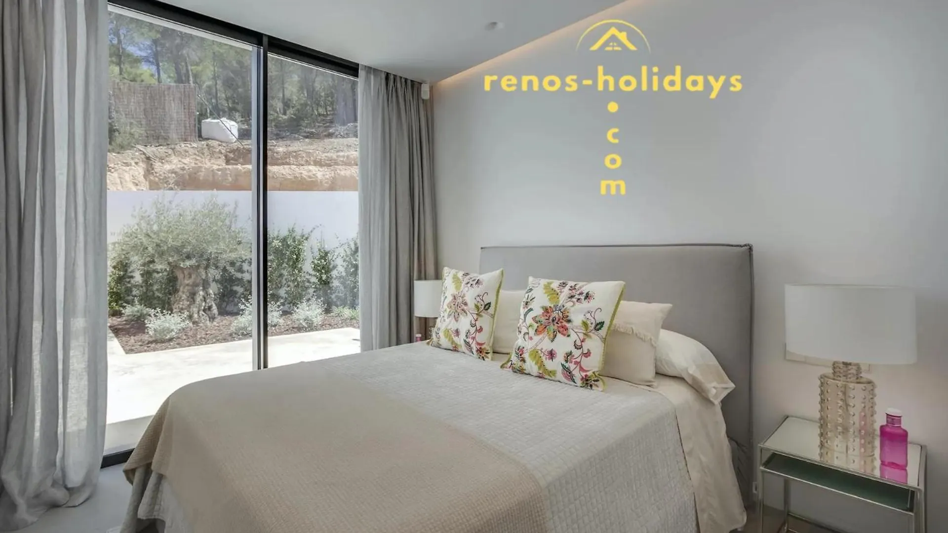 Holiday home Summer House For Lovely Holidays Santa Eularia des Riu